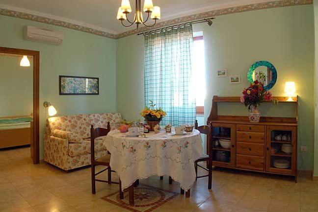 Villa Agriturismo Nardini Rodi Garganico Exterior foto