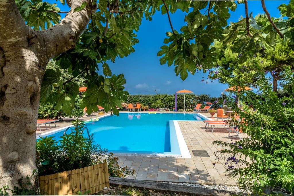 Villa Agriturismo Nardini Rodi Garganico Exterior foto