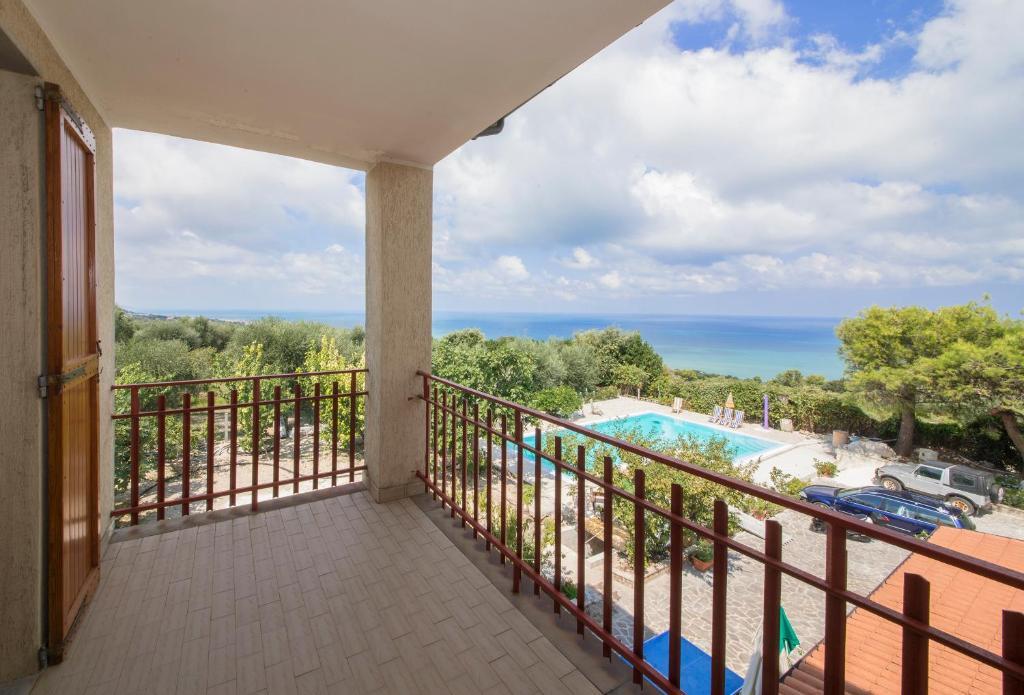 Villa Agriturismo Nardini Rodi Garganico Zimmer foto